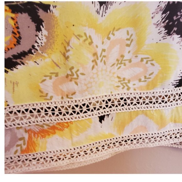 Hannah Tunic Boat Neck Tunic with 3/4 Sleeves Vibrant Flowers and Ivory Trim - Picture 5 of 7